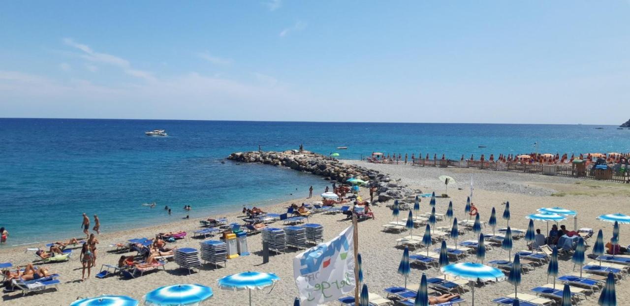 شقة Una Finestra Sul Mare Monolocale بيرغيجي المظهر الخارجي الصورة
